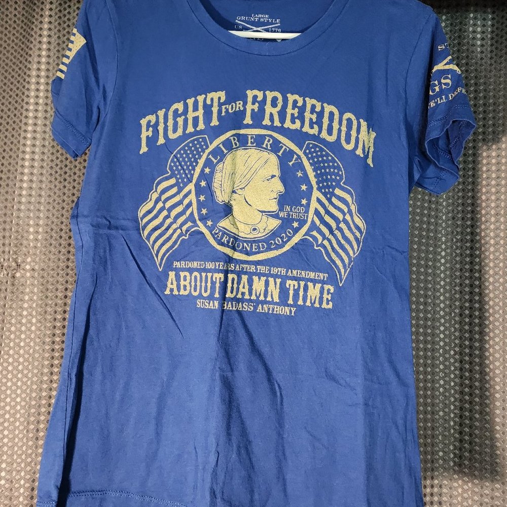 Large (fits like medium) Grunt Style Shirt
